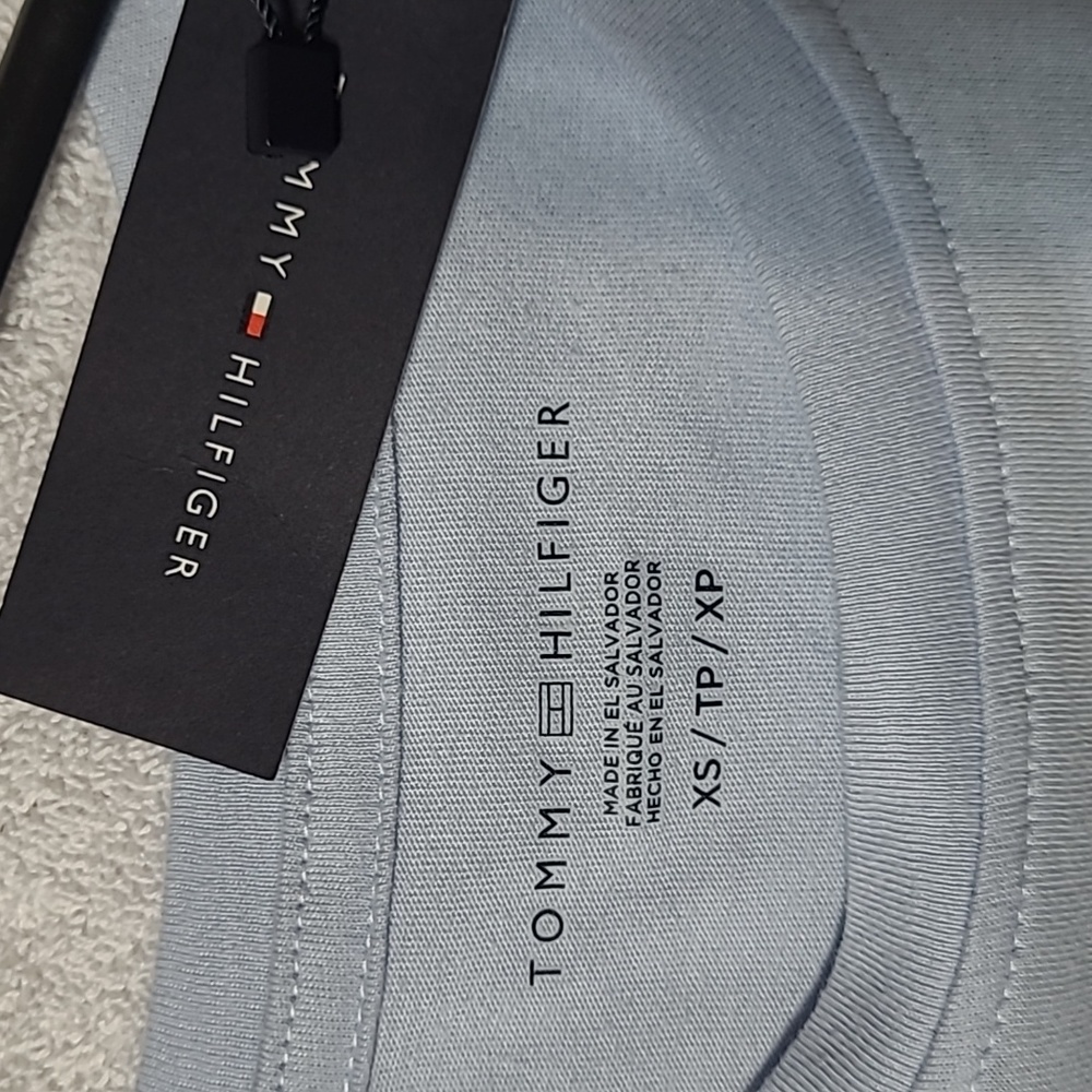 Tommy Hilfigher T-Shirt Size XS Men's - Picture 6 of 7